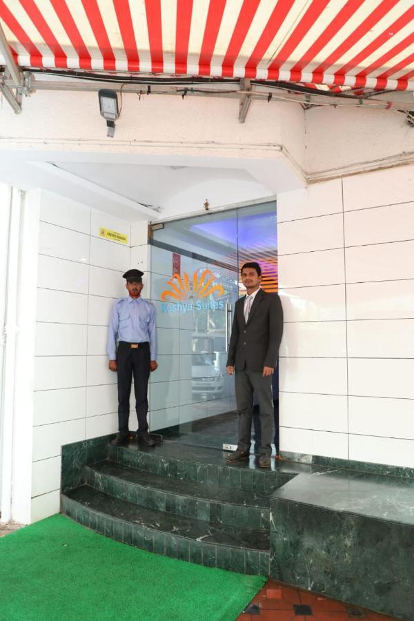 Koshya Suites Mumbai Ngoại thất bức ảnh